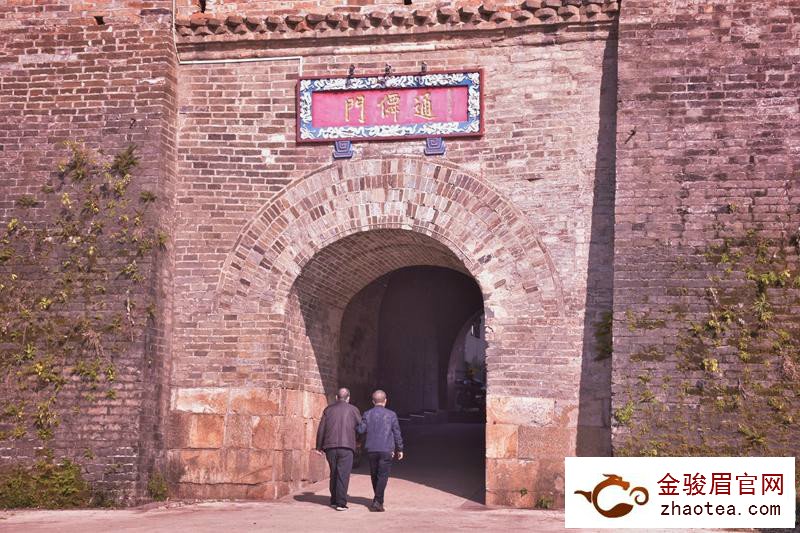 南平建瓯：探访福建省规格最高、最大的古城门
